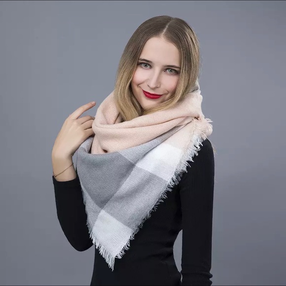 Blanket Scarf - Picture 2 of 8